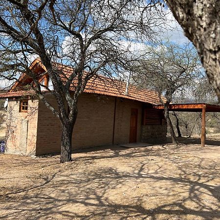 Cabanas Y Toboganes Rancho La Nata Mina Clavero Exterior photo